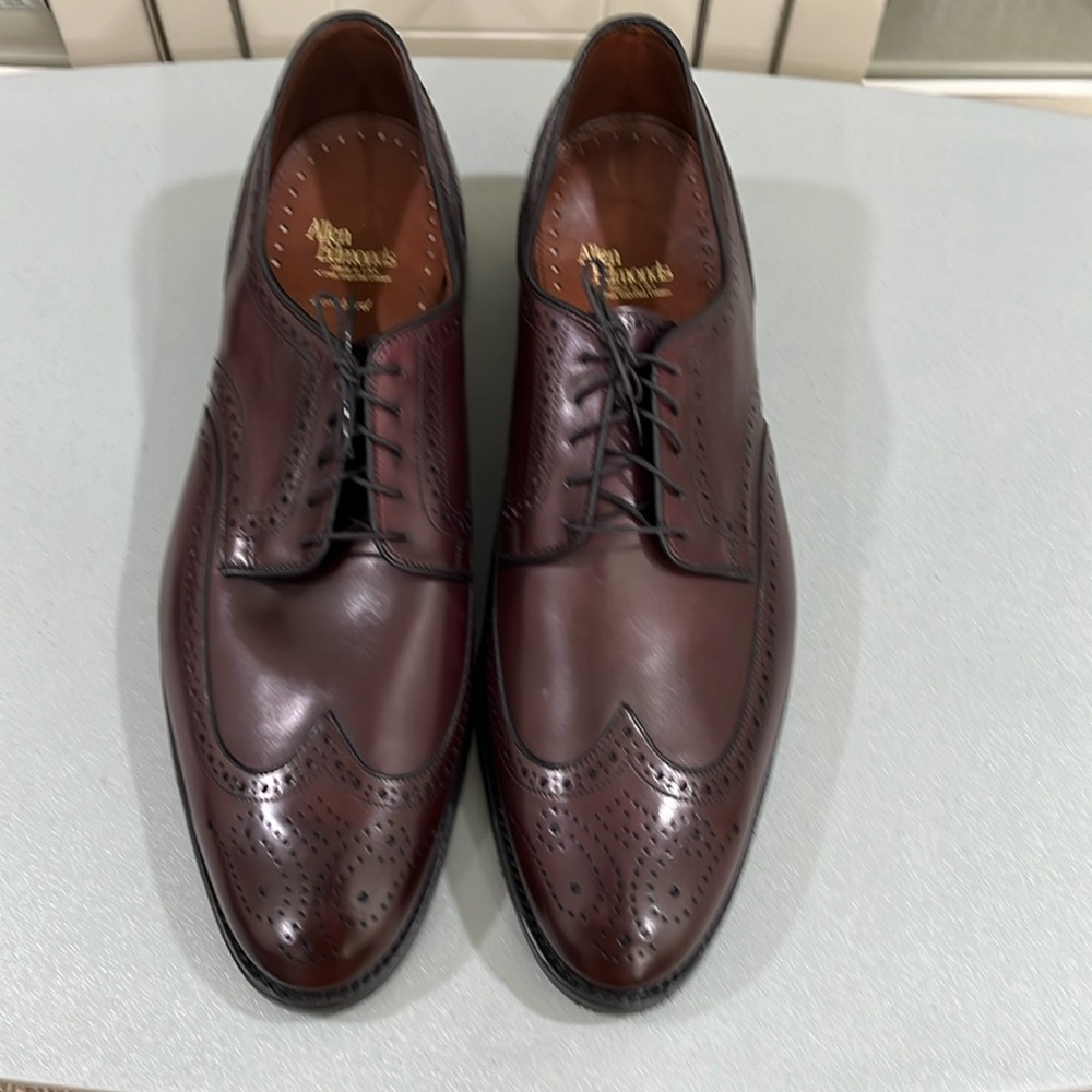 Allen Edmonds- Lombard Wing-tip Dress Shoes. Size 15 Burgundy
